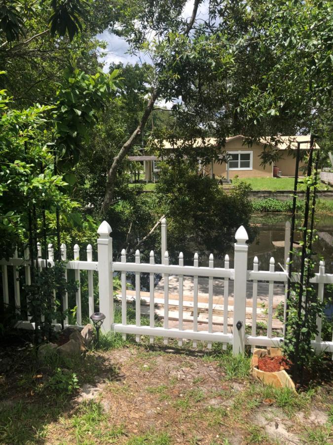 Cozy Cottage River House Weeki Wachee Dış mekan fotoğraf